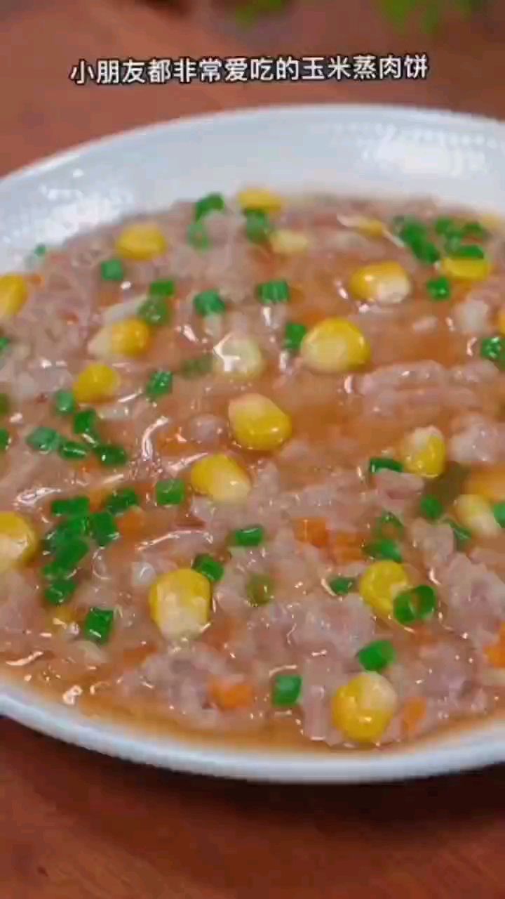 小朋友非常爱吃的玉米蒸肉饼