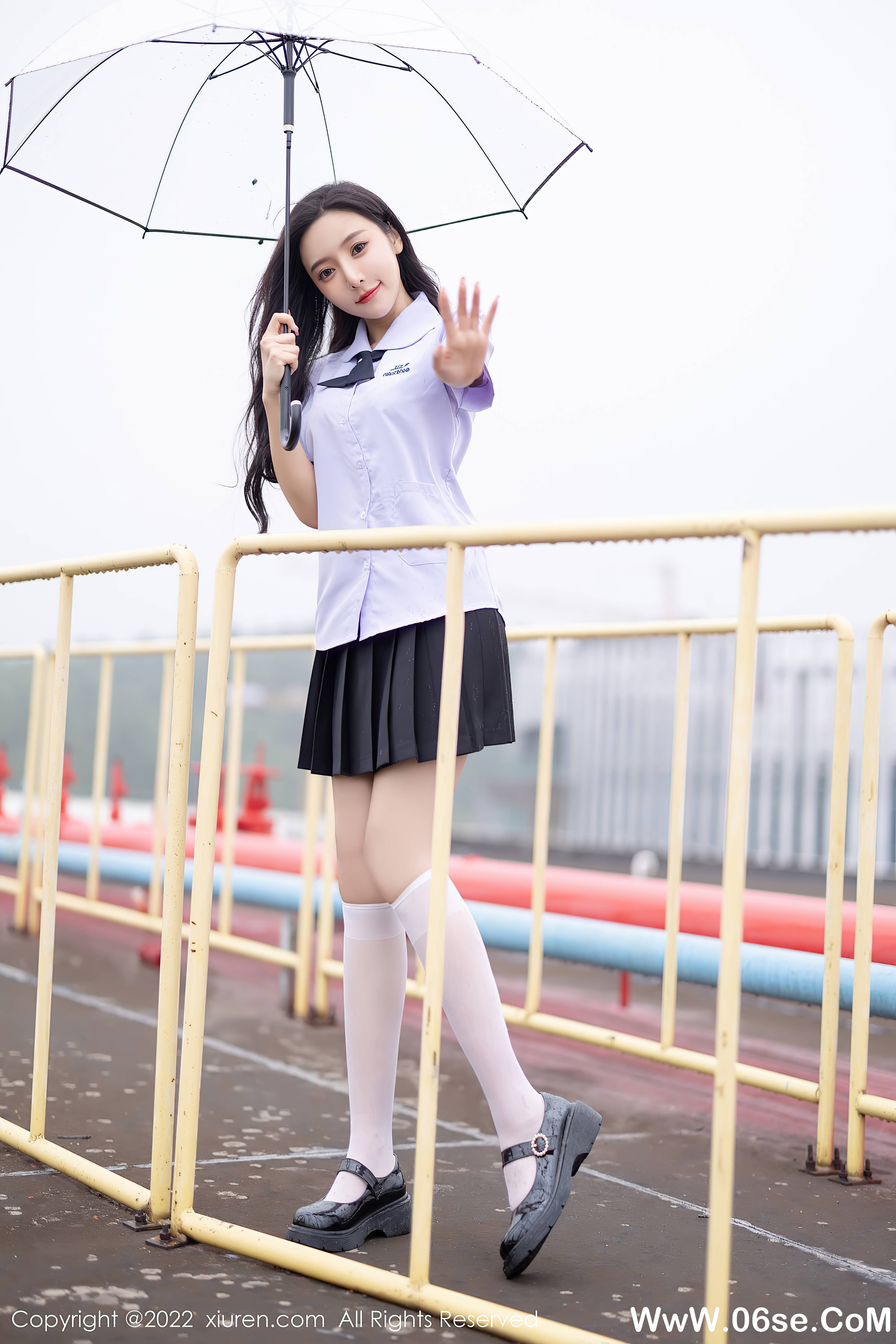 图片[4]-[XIUREN秀人网] 2022.04.02 NO.4819 王馨瑶yanni 性感写真[66+1P515M]-六色网