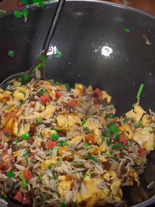 蛋炒饭你像我这样做,香喷喷太美味了