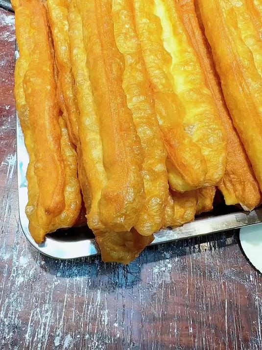 无法油条技术培训哪家好?蜀味缘学做油条技术培训班