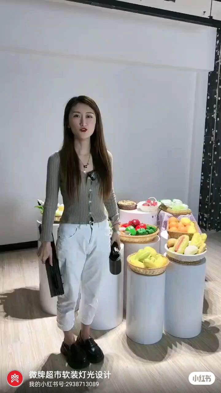 微牌超市堆头灯和传统射灯到底有什么区别,看完这个你就知道#商业照明 #超市陈列 #商超