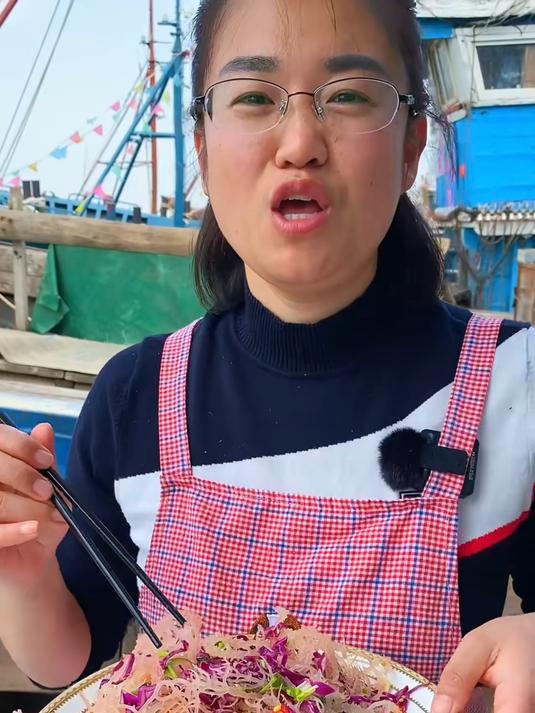 龙须菜海里的蔬菜家里的必备凉菜之一
