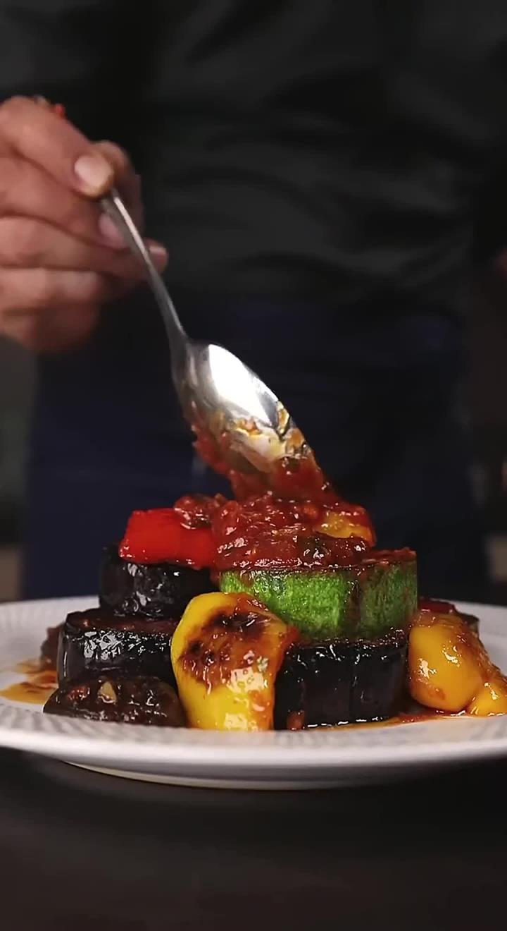 法国餐厅主厨的推荐菜,酸甜开胃,汁水饱满,普通的食材更让