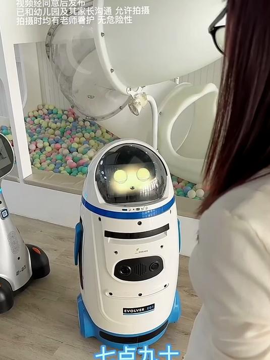 小西瓜去幼儿园做助教,这助教靠谱吗?