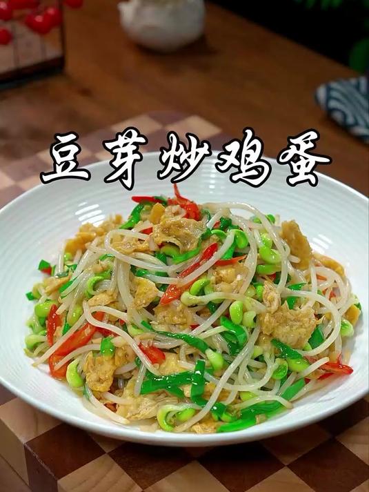 豆芽炒韭菜，清脆爽口又下饭！