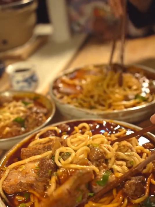 临汾牛肉丸子面——舌尖上的香辣史诗，味蕾间的千年绝唱