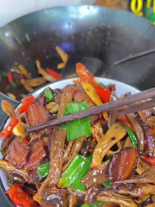 这个鹿茸菇煲汤,炒菜都嘎嘎好吃