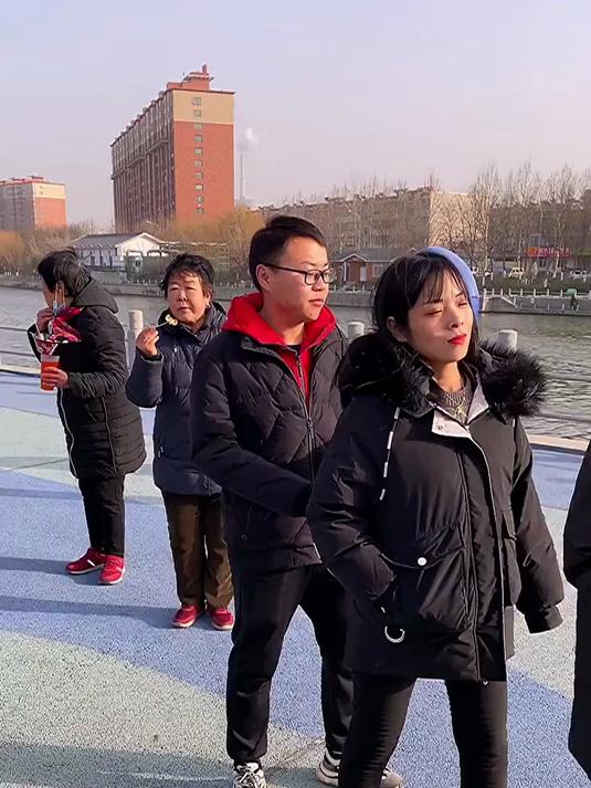 行走的火锅杯,你们当地有吗?火锅奶茶绝配。