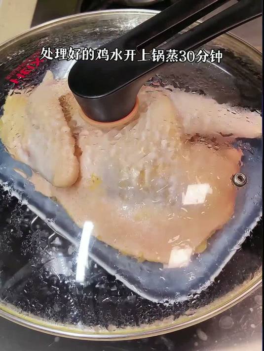 过年白切鸡吃腻没！这道香油鸡才是真正的米饭杀手！皮脆肉滑，想到骨子里～