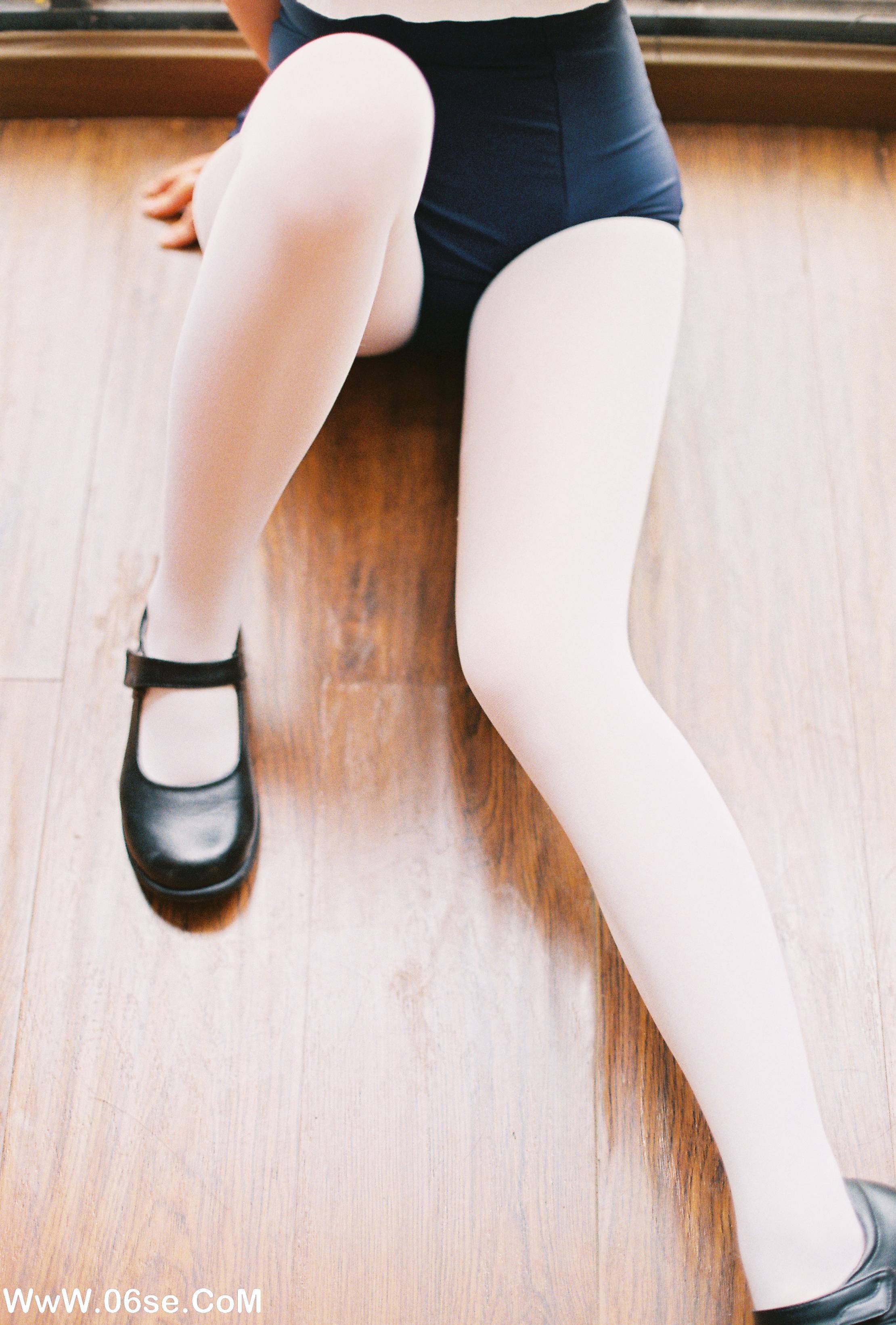 图片[27]-Coser面饼仙儿 NO.032 水手服 死库水 [35P291M]-六色网