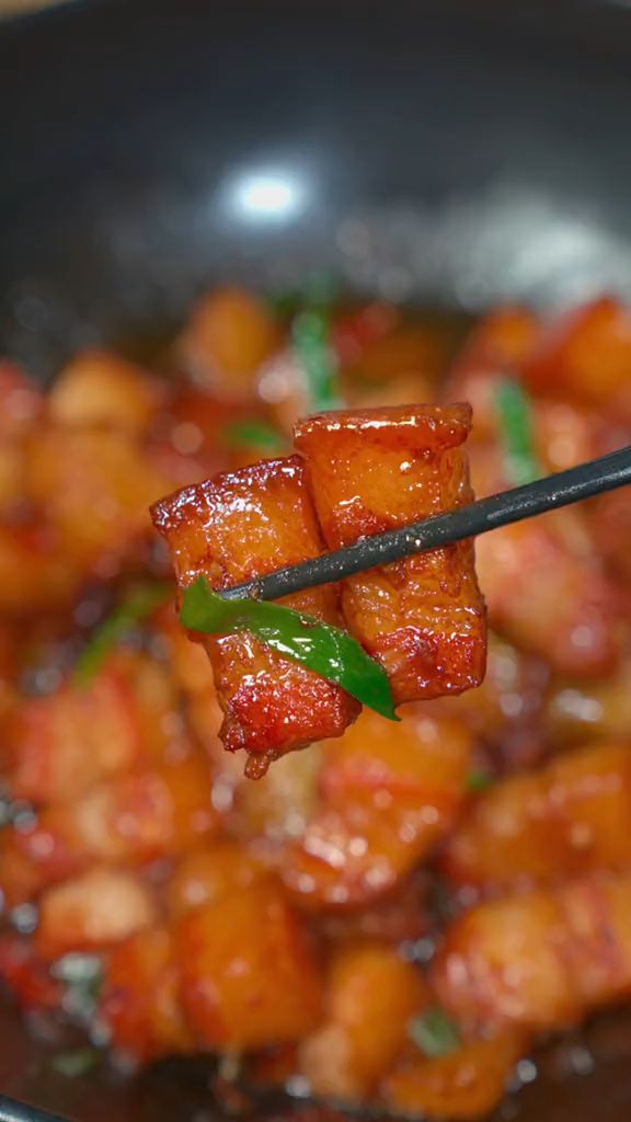 红烧肉怎样做才好吃肥而不腻?