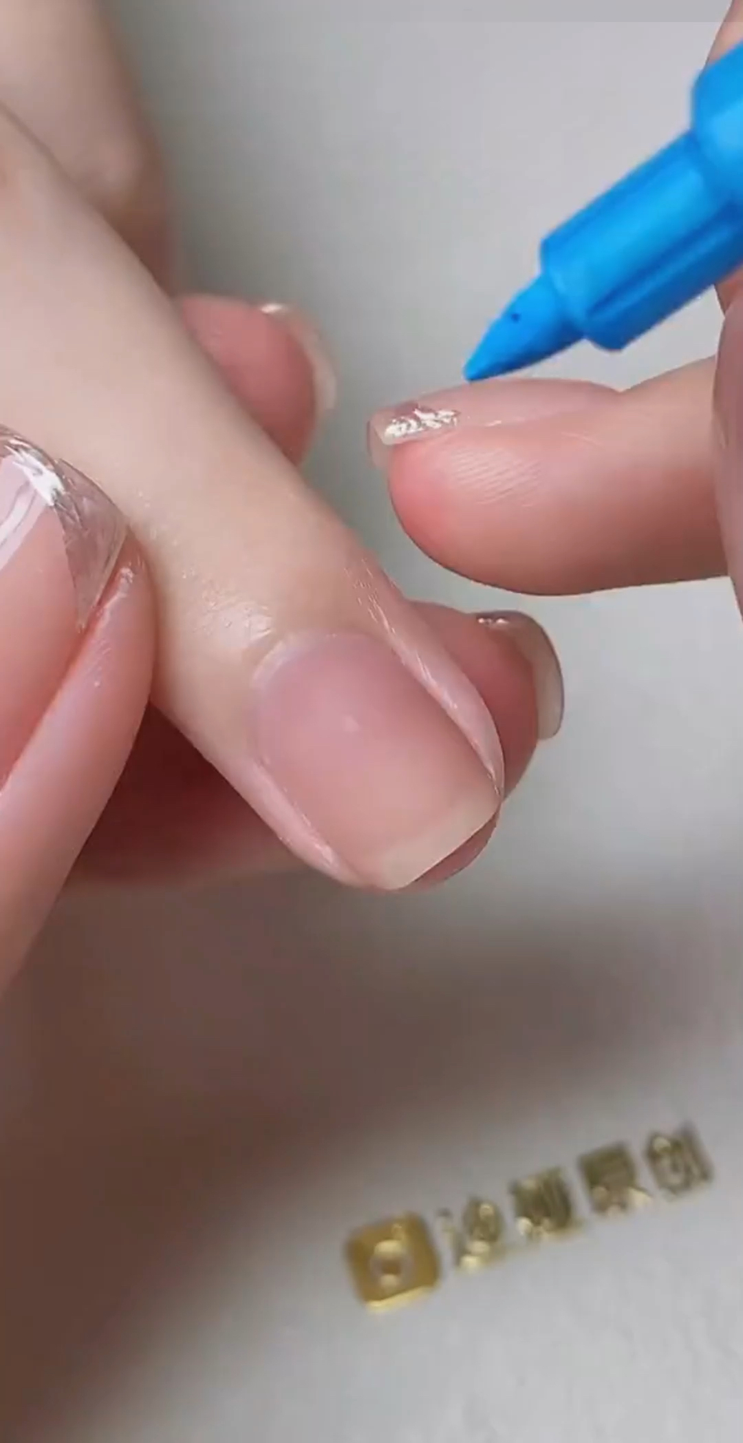 涂鸦彩色线条 是夏天的感觉