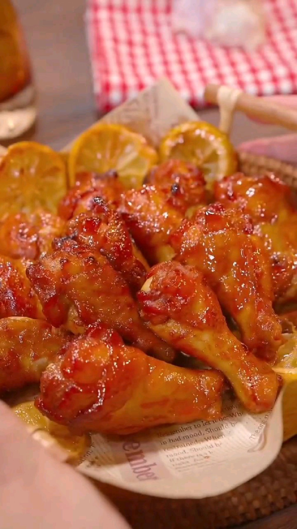 小鸡腿做成奥尔良烤翅也太香了,用空气炸锅做简单美味