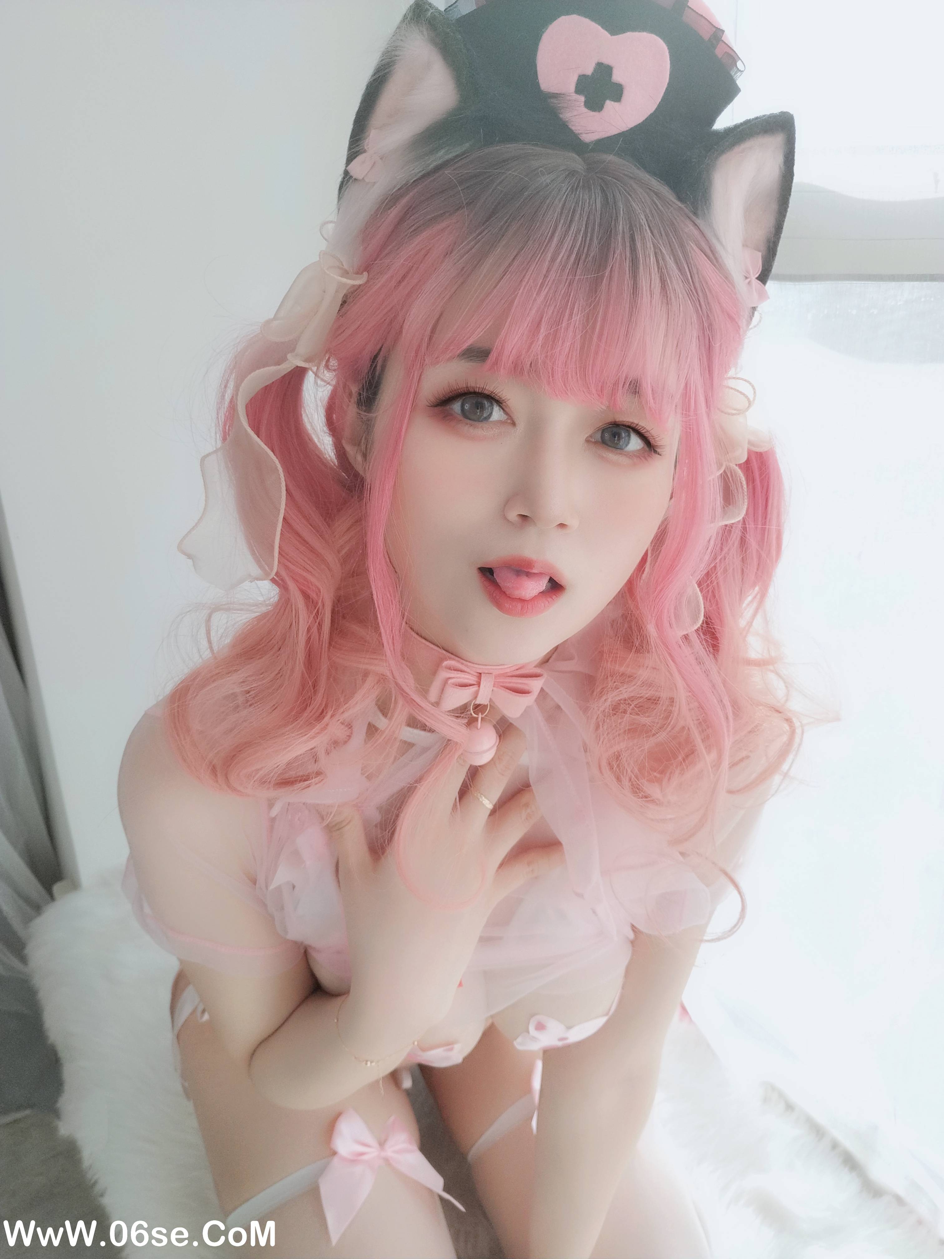 图片[19]-Coser小姐姐白银 NO.053 – 猫咪护士 [34P+1V198M]-六色网