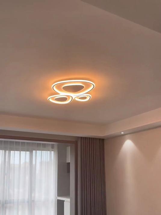 终于选到了一款又不压层高又好看的鹅卵石吸顶灯了!