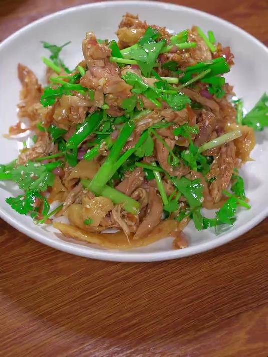 孩子爱吃的沙姜葱油鸡