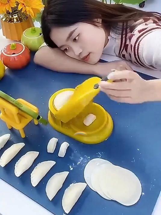 二合一包饺子神器:让每个家庭都能轻松享受自制饺子的乐趣!