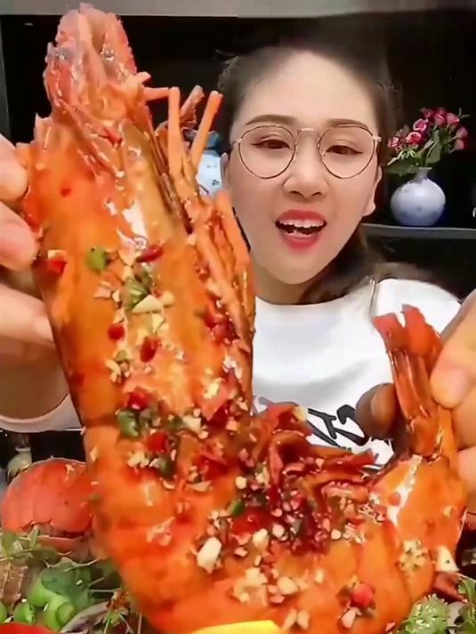 麻辣大虾就该这么做!海捕黑虎虾肉厚,鲜甜入味～