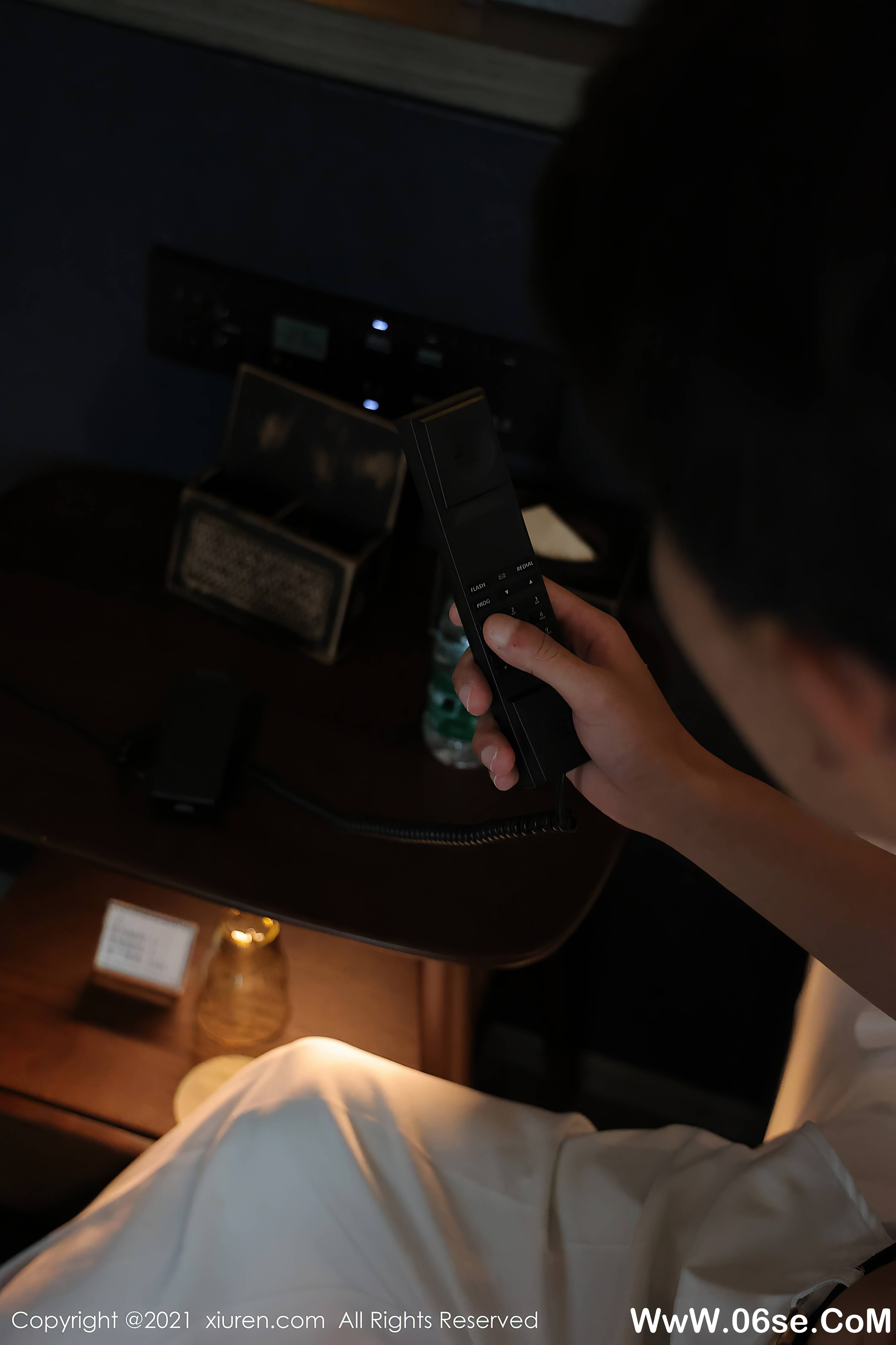 图片[2]-[XIUREN秀人网] 2021.06.30 NO.3605 美七Mia[92+1P0.98G]-六色网