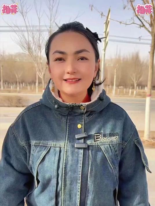 每日一把炒杏仁,补充能量,呵护心脏,健康生活从此刻开始!