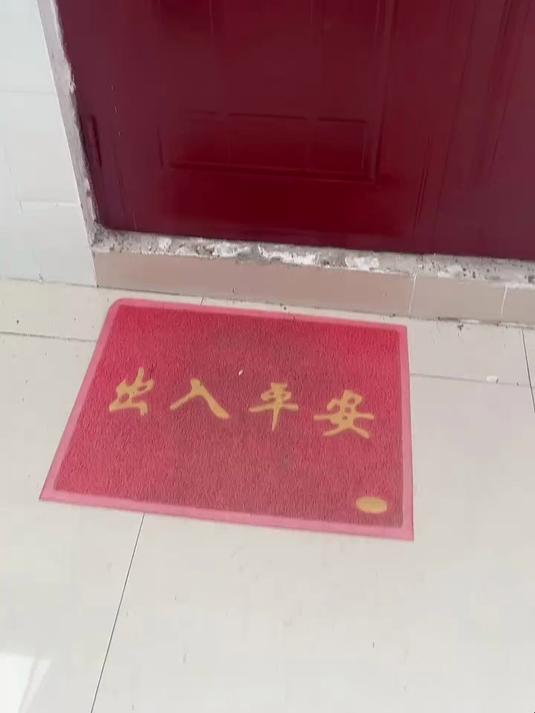 生日快乐 搞笑 哼!今天可是我生日诶～哼