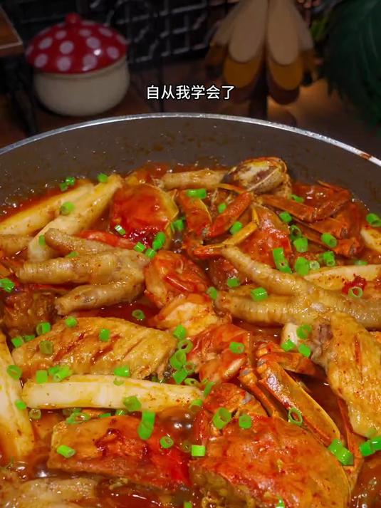 餐厅排队都要吃的肉蟹煲，自己在家也能完成
