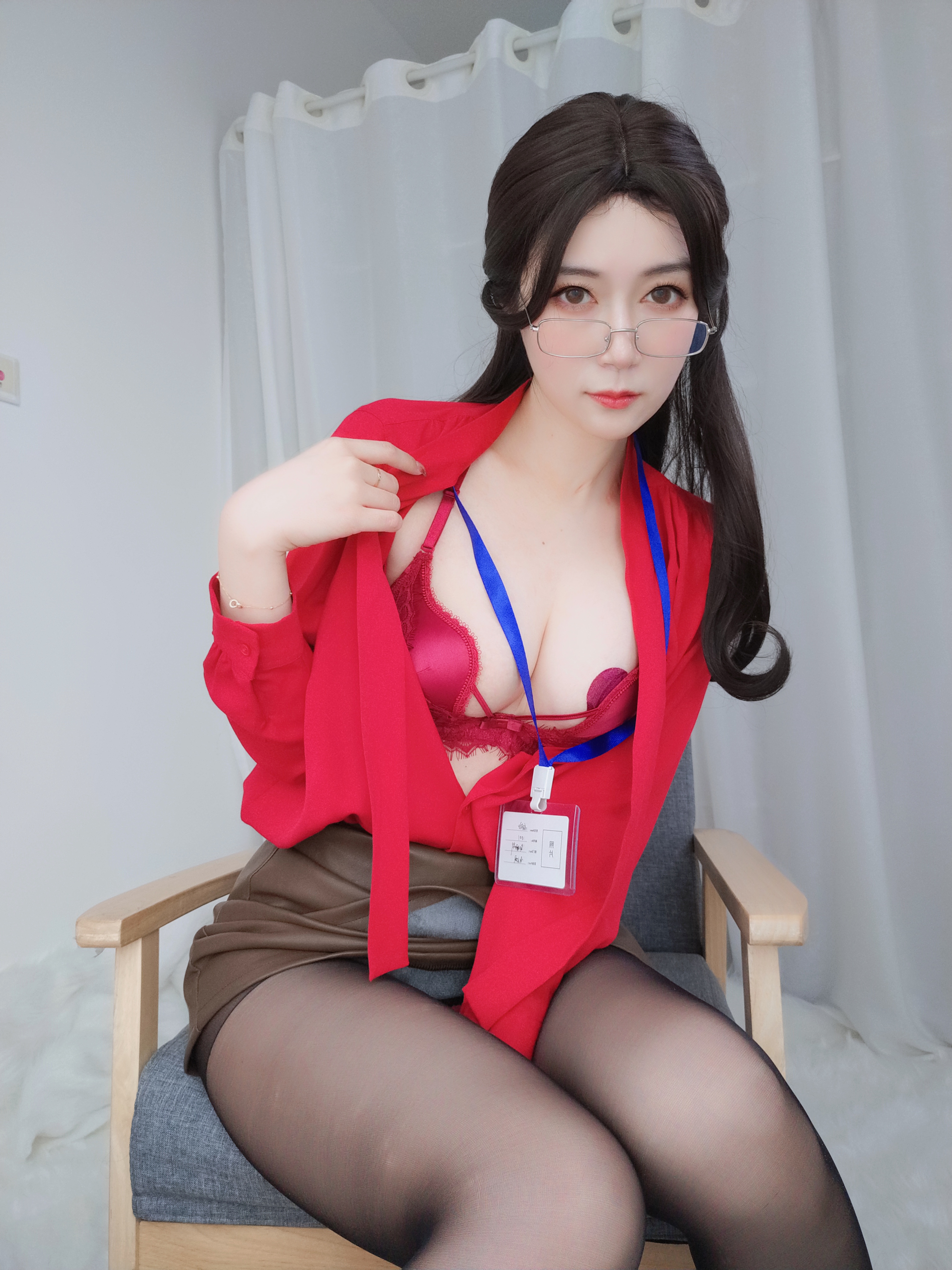 图片[36]-Coser小姐姐白银 NO.002 – 新上任上司[43P+3V318M]-六色网