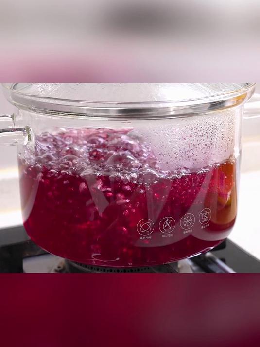 老北京桂花酸梅汤 夏天喝一杯冰冰凉凉的酸梅汤，口感太爽了了！