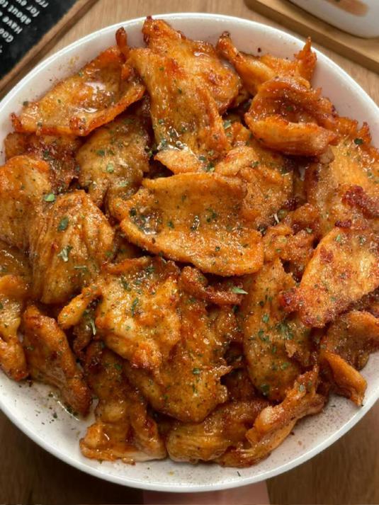 这到底是谁发明的啊,真的巨好吃!鸡胸肉像我这样吃一点也不长肉