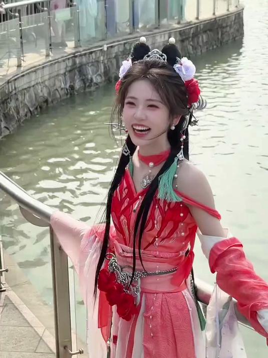 龙虾太好玩了哈哈哈