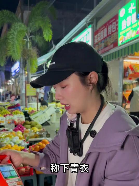 摆摊卖名贵鱼，全都想买东星斑！