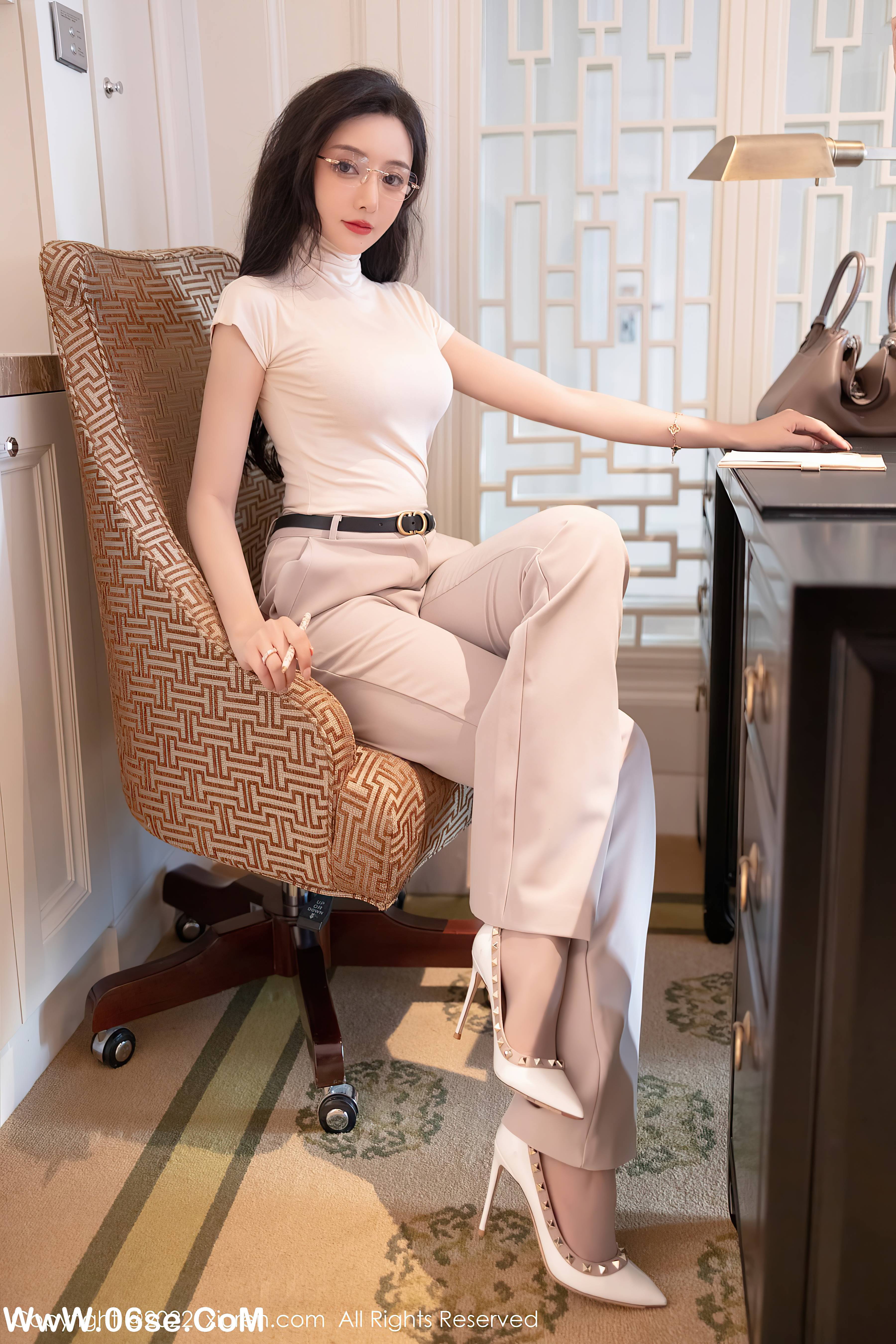 图片[23]-[XIUREN秀人网] 2022.05.16 NO.5015 王馨瑶yanni[108+1P839M]-六色网