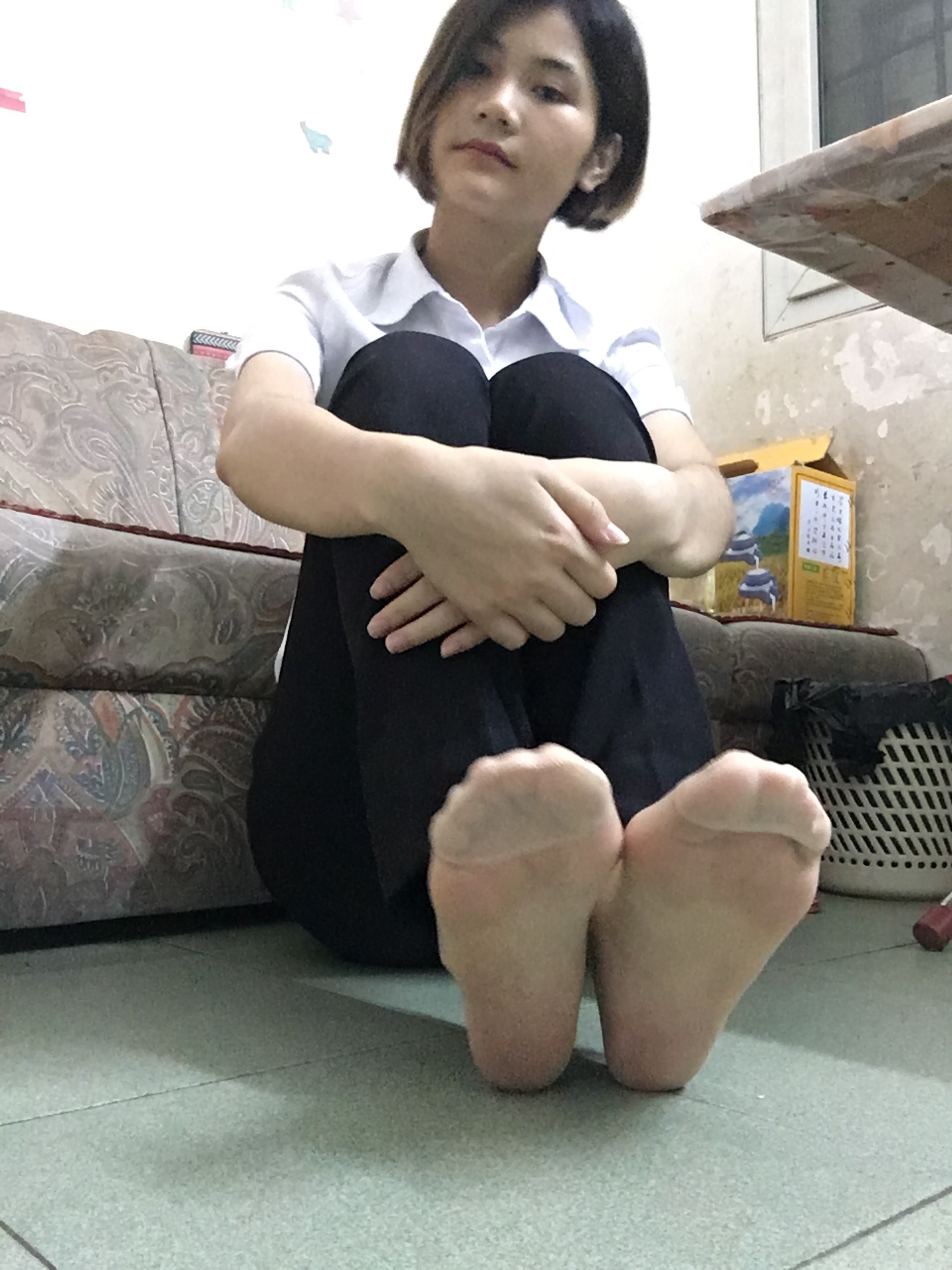 图片[11]-学妹校园寝室短丝系列032期 谭佐婷[40P22M]-六色网
