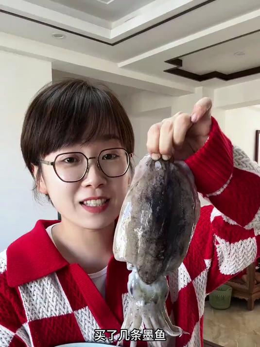 墨鱼水墨画饺子