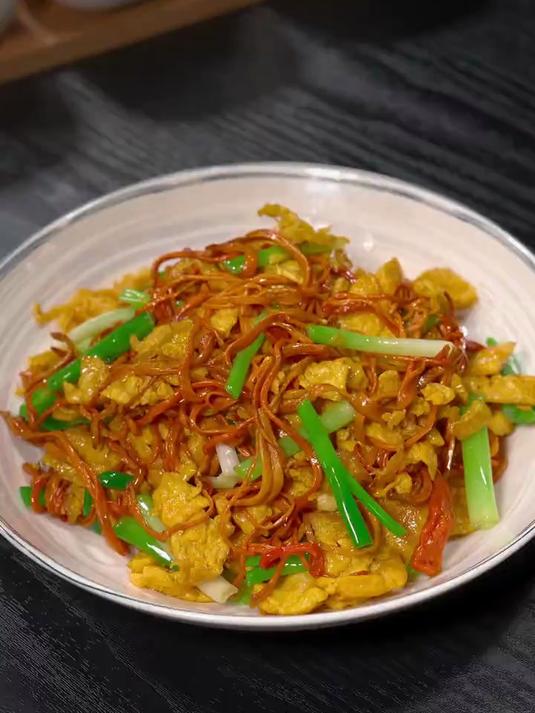 虫草花除了炖汤还可以炒鸡蛋