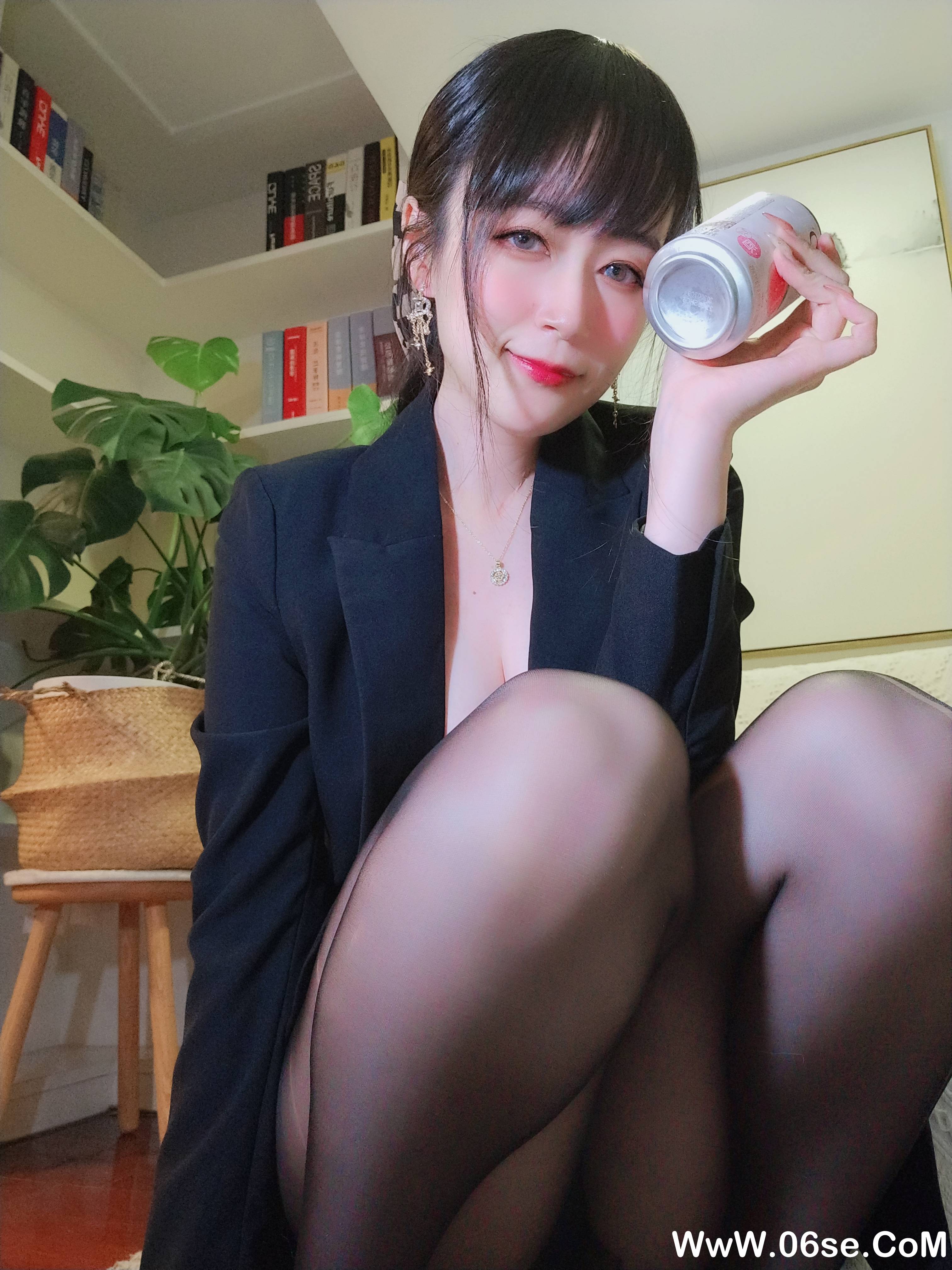 图片[18]-Coser小姐姐白银 NO.098– 酒后女秘书 [70P+2V627M]-六色网