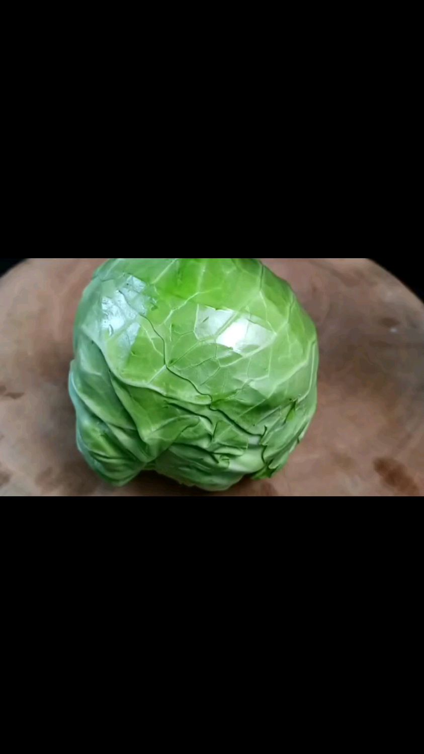 炒甘蓝菜,不要再直接炒了,总厨教你细节,清脆开胃,颜色碧绿