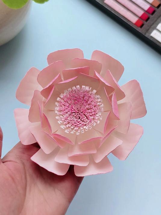 用纸盘来做一朵超美的花