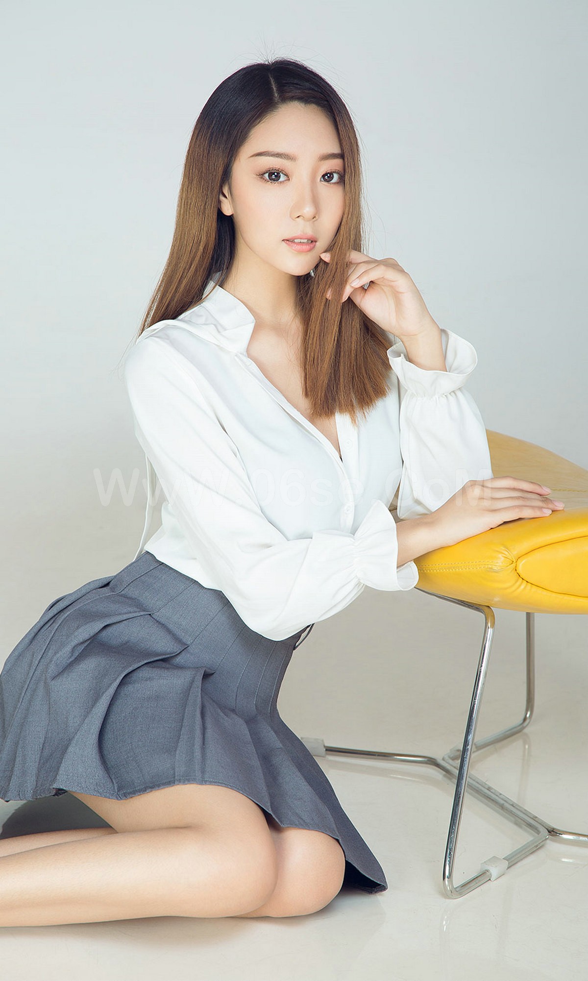 图片[5]-[Ugirls爱尤物] No.1413 Yi Ran Ran (依然然)-六色网