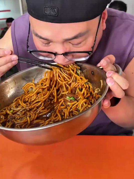 在安庆好好炫一餐炒面!