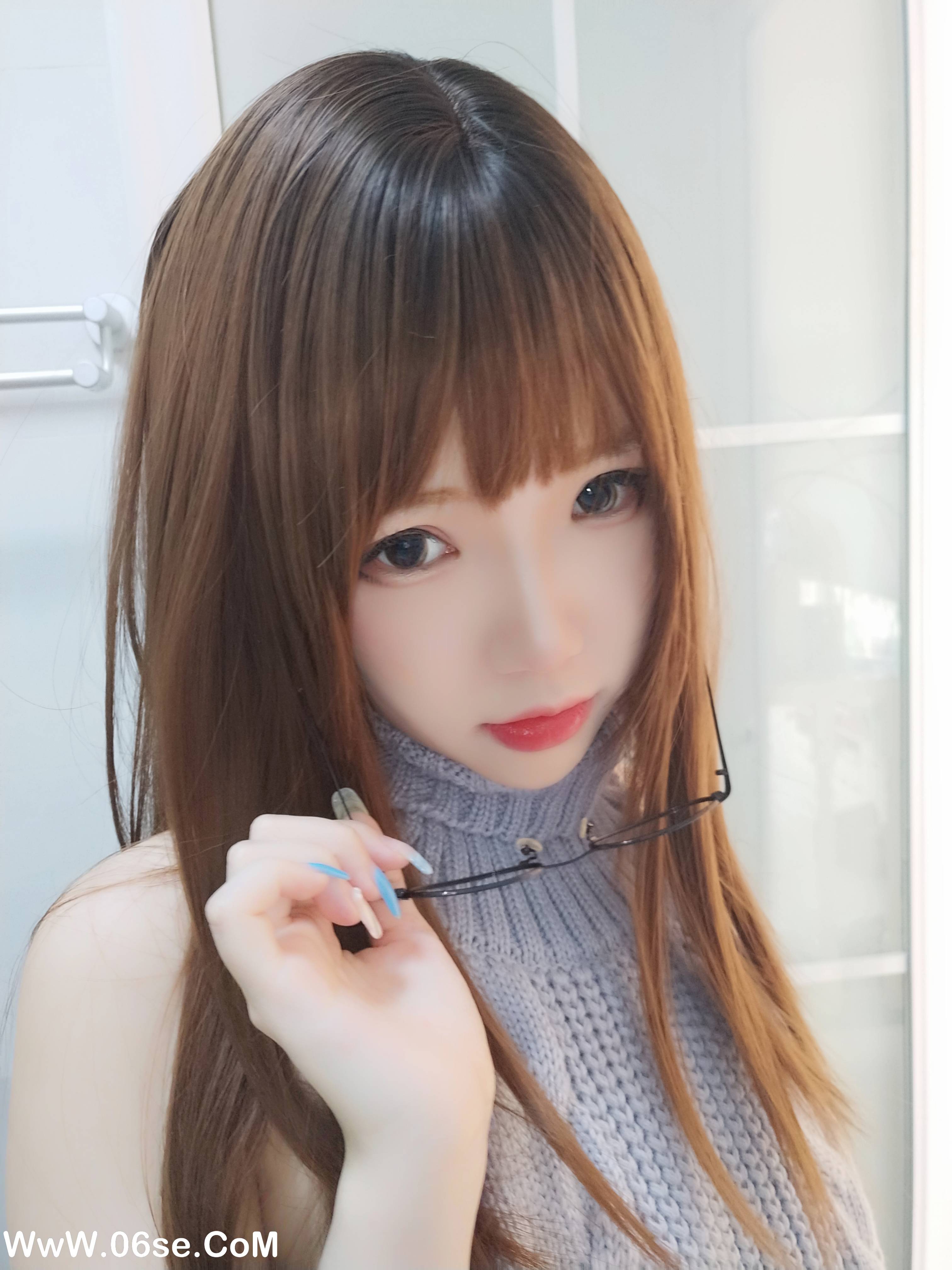 图片[36]-雪晴 – NO.027 黑丝漏背毛衣[156P+38V2.23G]-六色网