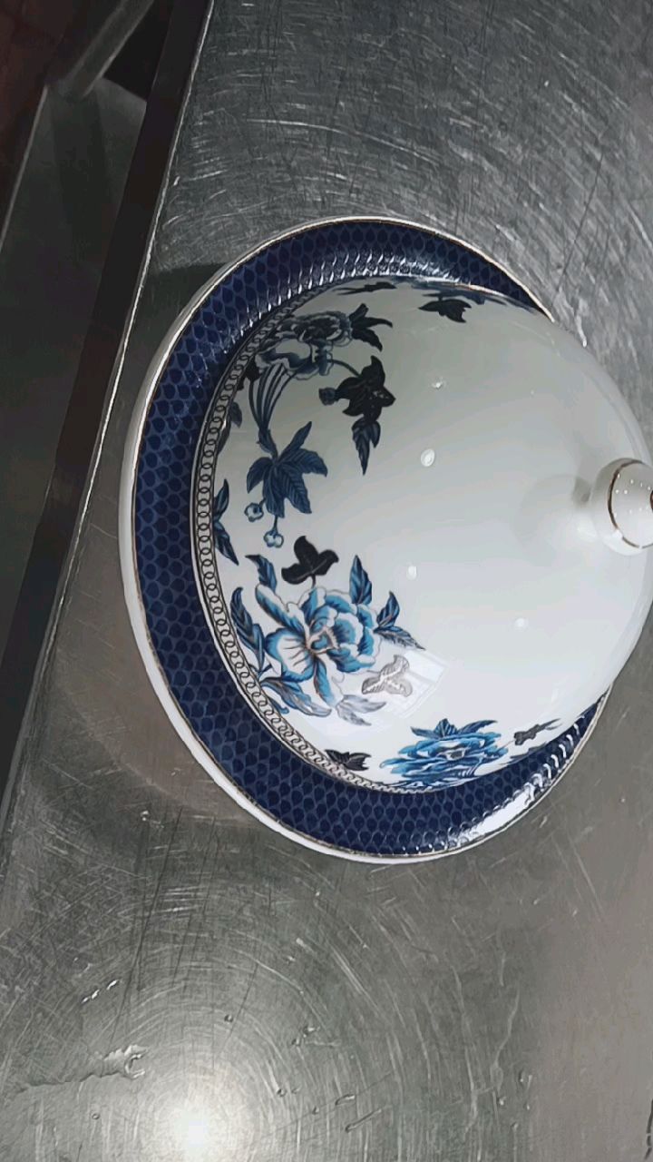 知道餐厅里为啥用这个盖碗寓意 古代皇宫菜品 宴请高端酒席 重要人物的意思