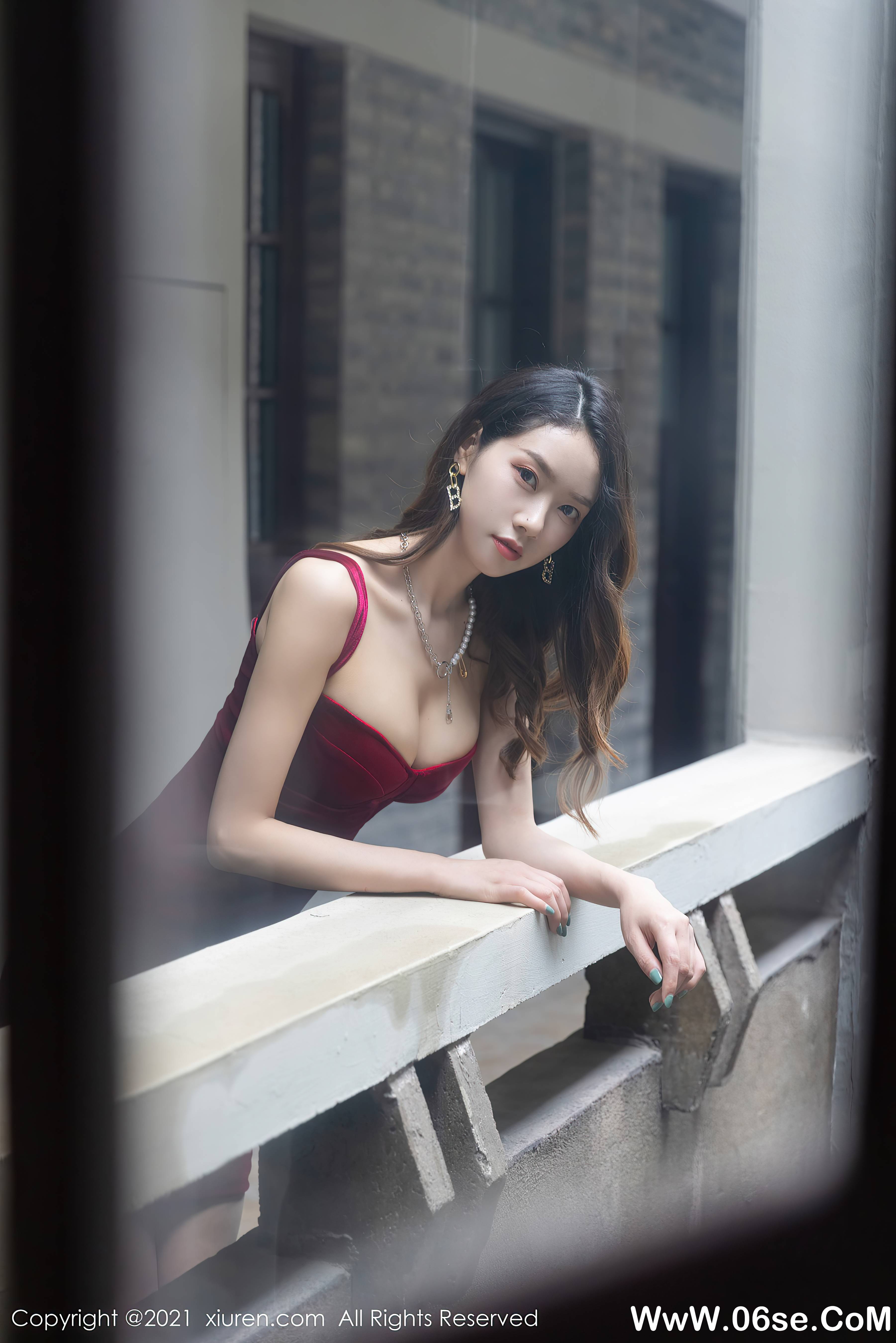 图片[2]-[XIUREN秀人网] 2021.07.02 NO.3616 方子萱[51+1P501M]-六色网