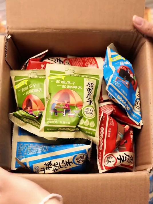 洽洽瓜子,追剧聊天小零食的顶流