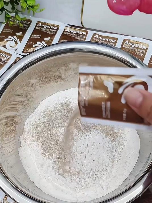 发面就用安琪酵母发出来的面很蓬松