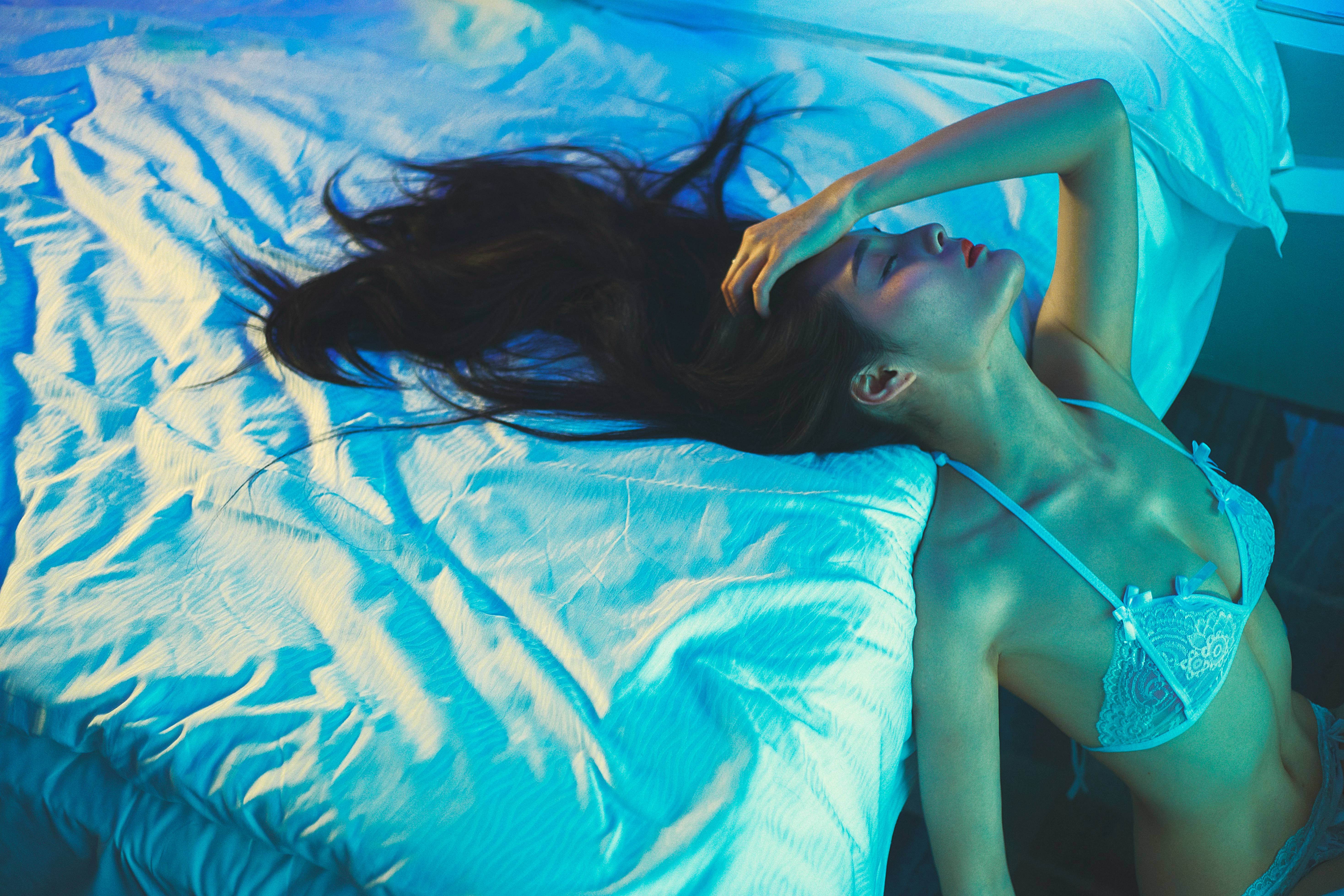 图片[11]-小何同学 – 030 安静 [20P53M]-六色网