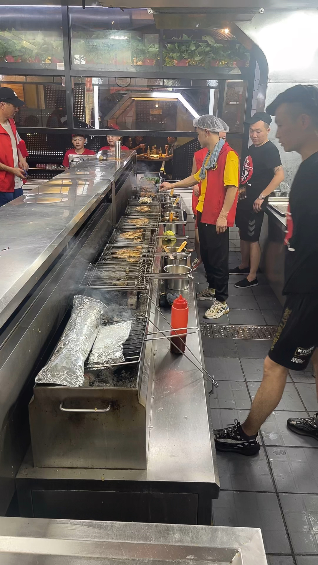 炭烤碟鱼头嘎嘎香