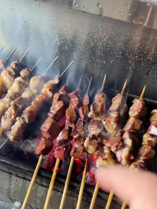 零基础学烧烤羊肉串怎么选怎么切怎么烤怎么卖
