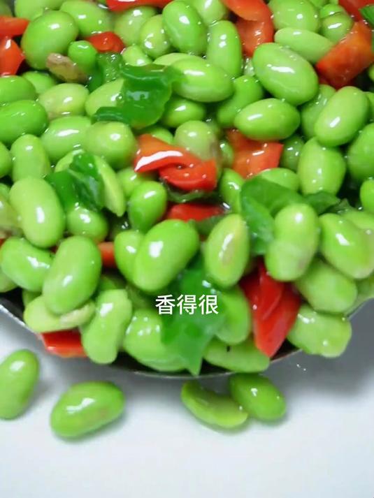 素炒西兰花，一道颜色好看，营养丰富的小炒