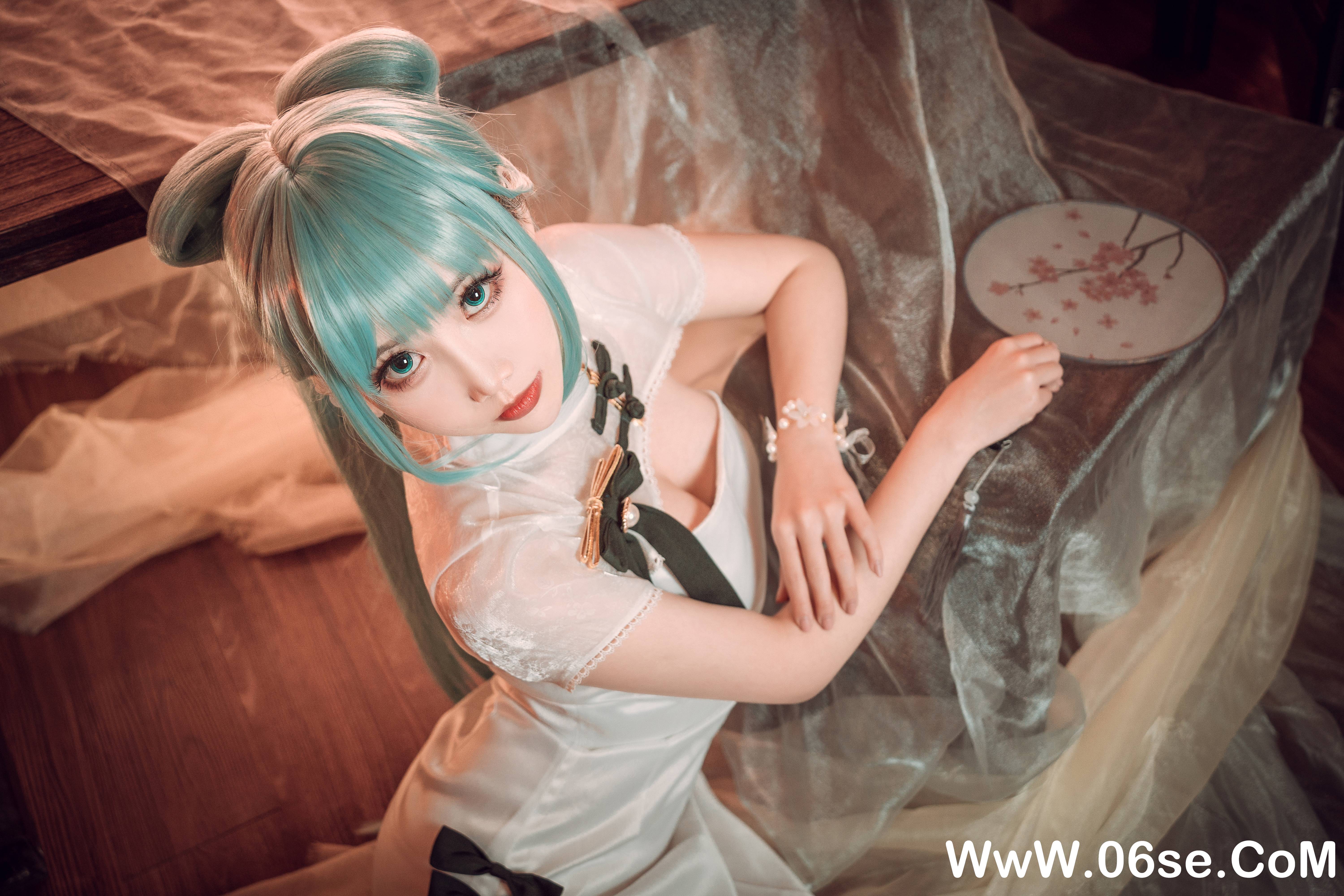 图片[25]-Coser面饼仙儿 NO.097– 初音旗袍[28P514M]-六色网
